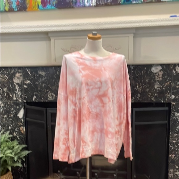 Time and Tru Tops - Time and Tru Pink and White Long Sleeve Boxy Sweatshirt